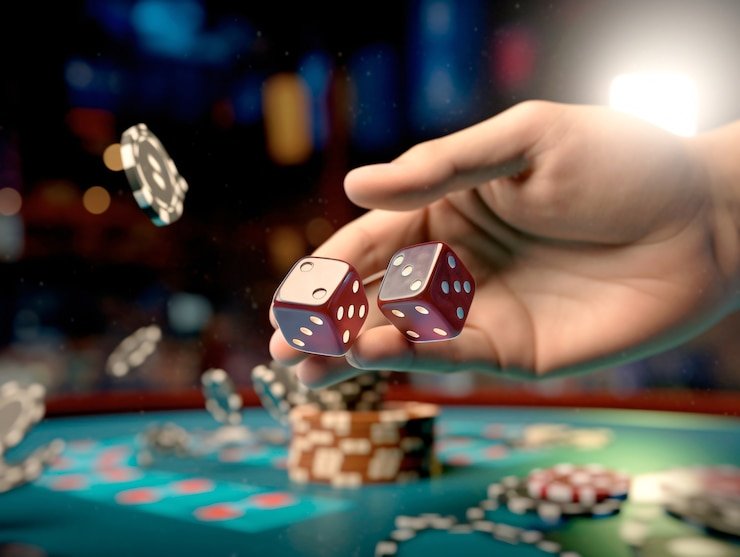 Pengguna membuka portal login solidplay99 melalui ponsel di lingkungan santai